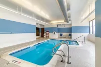Bangor Aviator Hotel, BW Premier Collection - Pool