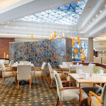 DoubleTree by Hilton Denver-Aurora