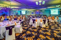 Holiday Inn CLEVELAND NORTHEAST - MENTOR by IHG Hotels in Willoughby