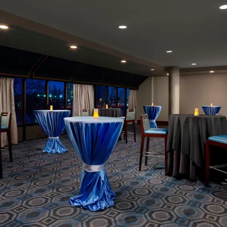 Courtyard by Marriott Boston Cambridge