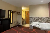 Super 8 by Wyndham Paris IL