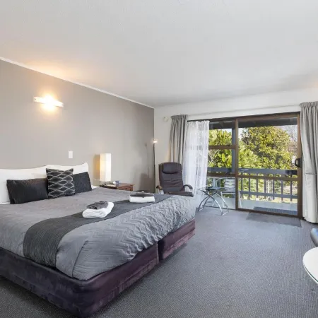 Kings Gate Motel