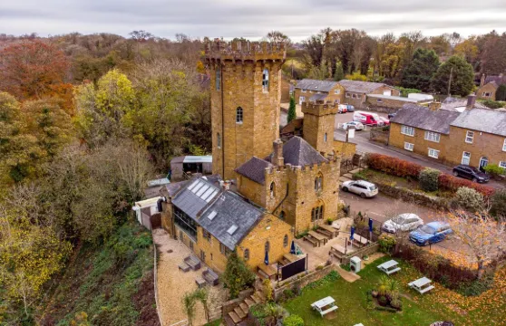 艾吉丘城堡酒店