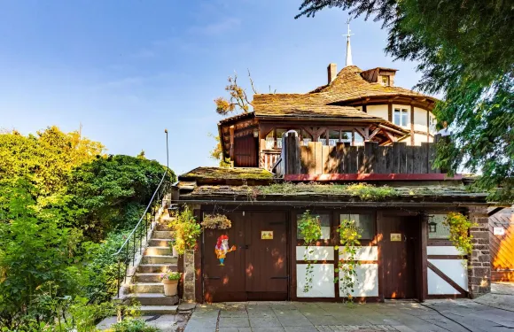 伯格特倫德爾堡酒店