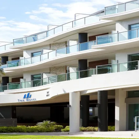 The Waves Apartments