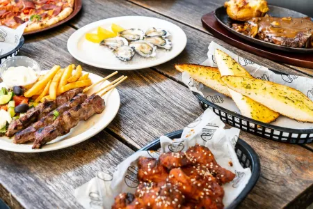 Panania Hotel Sydney Отели в г. Лукас Хайтс