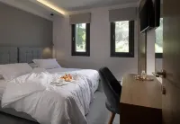 Terra Olivia Luxury Villas and Suites Hotel di 