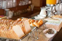 Polaris Hotel - breakfast
