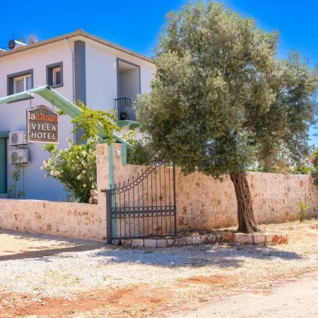 Lacitrus Villa Hotel
