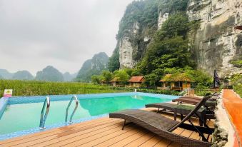 Lotus Field Homestay