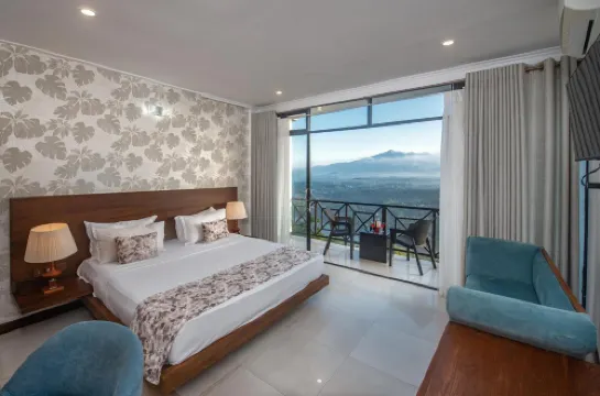 سيلوني بانوراما ريزورت