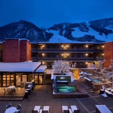 Aspen Square Condominium Hotel