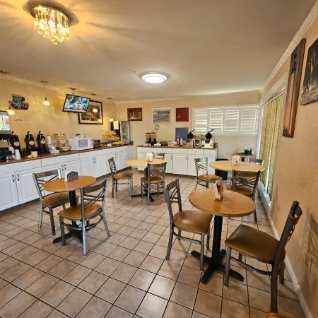 Atlantic Shores Inn and Suites