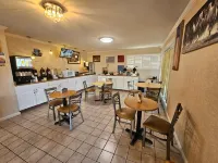 Atlantic Shores Inn and Suites - 2-Star