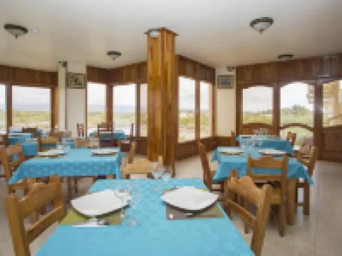 Hotel la Laguna Galapagos Hotels in Puerto Villamil