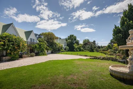 Hawley House Отели в г. Девонпорт