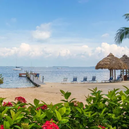 Sunset Cove Beach Resort