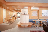Alpine Mugon Hotel
