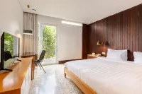 Blackbird Hotel - parking