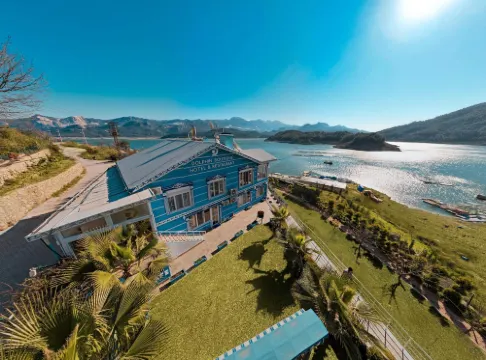 โรงแรมและร้านอาหารบูทิคดอลฟิน