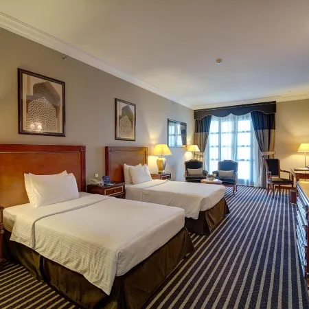 Royal Ascot Hotel Отели рядом с достопримечательностью «Рынок Мина-базар»