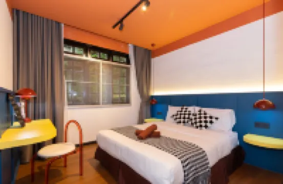 柏克蘭套房飯店