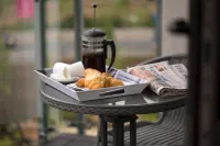 Western Gate - Luxury 2 Bed Downtown Apartment