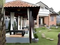 Osmond Villa Resort Hotels in Lembang