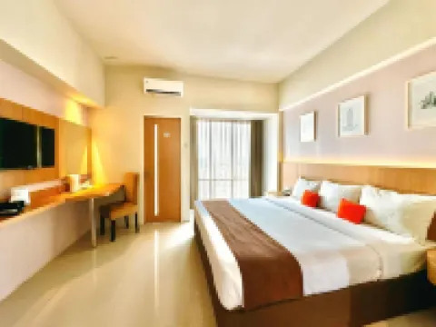 The Square Surabaya Hotel Hotels in Wonocolo