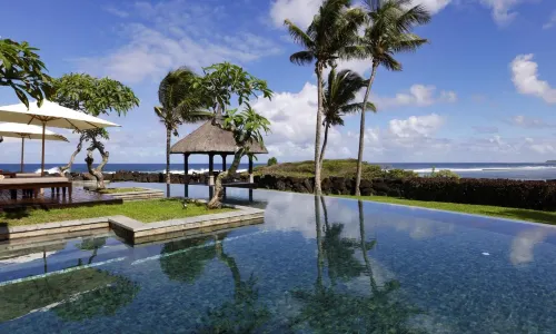 Shanti Maurice Resort & Spa