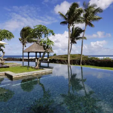 Shanti Maurice Resort & Spa