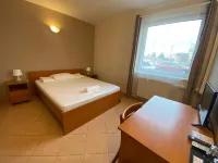 Hotel Ferihegy - bar