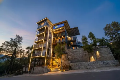 Fabhotel Neilkanth Hotels in Kempty Range