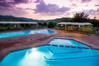 Aha Alpine Heath Resort - Pools