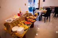 Lodger Guest House - servizio colazione