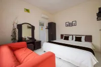 Collection O near Club Golf Bogor Raya formerly Homestay Helinium Syariah - Wi-Fi
