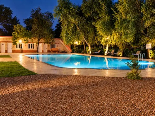Umaid Palace - Luxury Resort Near Jaipur Close to Bhangarh & Chand Baori Stepwell Abhaneri - Wifi