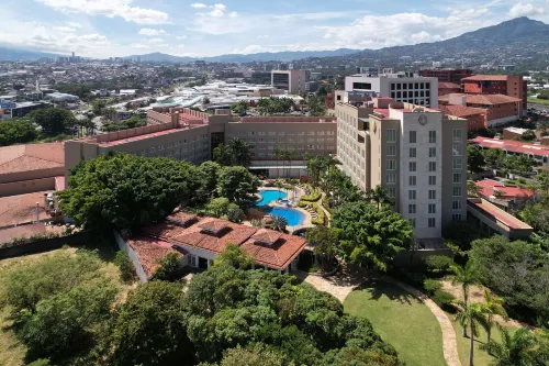 InterContinental Hotels COSTA RICA AT MULTIPLAZA MALL by IHG - avec sources thermales