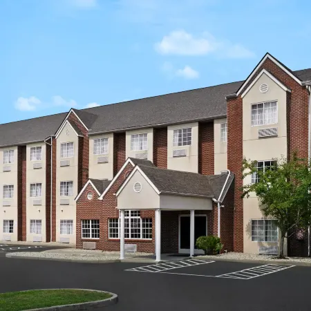 Microtel Inn & Suites by Wyndham Florence/Cincinnati Airport