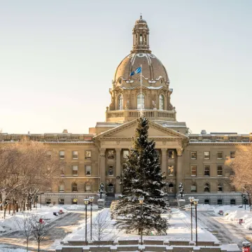 埃德蒙頓中心德爾塔套房飯店 MacEwan University附近的飯店