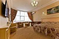 Resident Hotel