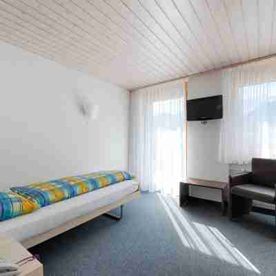 Ferien- Und Familienhotel Alpina Adelboden Rooms