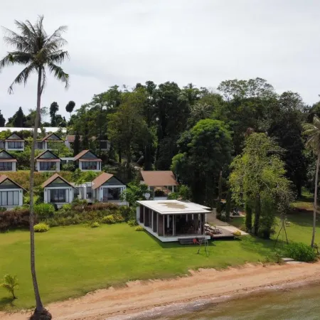 Little Moon Villa