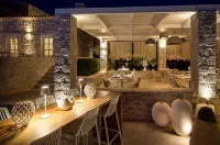 Bassa Maina Villas & Suites - breakfast