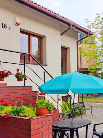 Villa Krasnowolska Airport