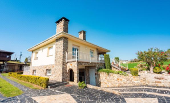 Apartamentos Rurales "La Torre" y "El Pielago"