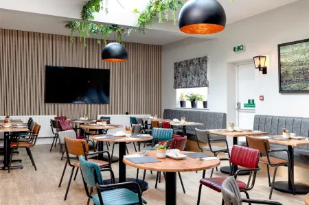 The Clarence Gardens Hotel