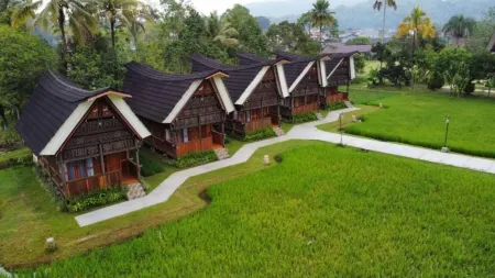 Toraja Misiliana Hotel Отели в г. Тана-Тораджа