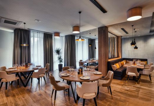 호텔 아리스토스의 럭셔리 스파 시설