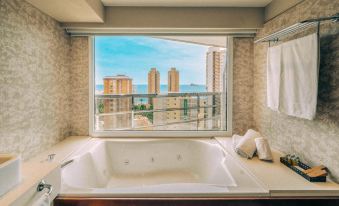Marina Resort Benidorm - the Original Benidorm Vibe